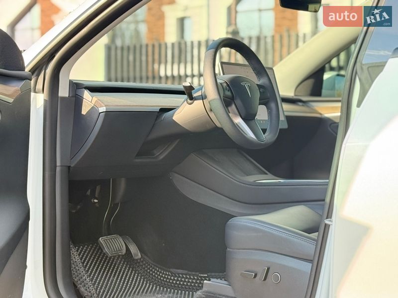 Внедорожник / Кроссовер Tesla Model Y 2022 в Белой Церкви