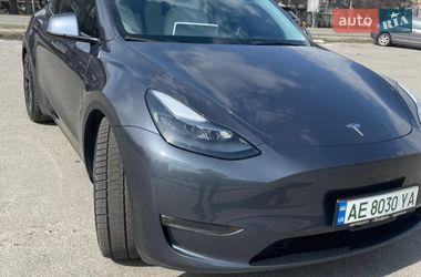 Позашляховик / Кросовер Tesla Model Y 2023 в Дніпрі