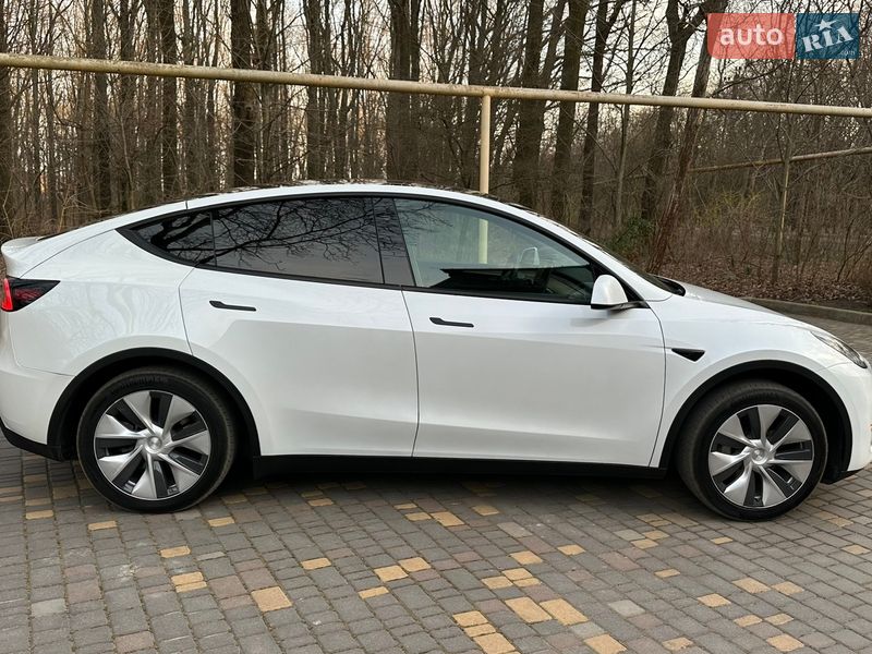 Внедорожник / Кроссовер Tesla Model Y 2023 в Одессе фото 4 Внедорожник / Кроссовер Tesla Model Y 2023 в Одессе