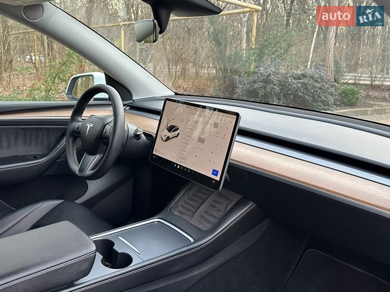 Внедорожник / Кроссовер Tesla Model Y 2023 в Одессе фото 18 Внедорожник / Кроссовер Tesla Model Y 2023 в Одессе