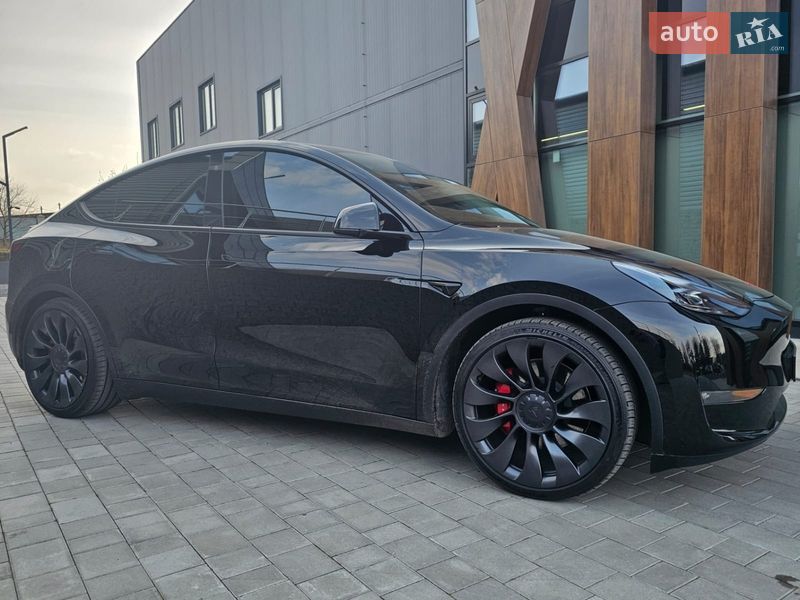 Внедорожник / Кроссовер Tesla Model Y 2023 в Киеве фото 4 Внедорожник / Кроссовер Tesla Model Y 2023 в Киеве