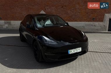 Позашляховик / Кросовер Tesla Model Y 2024 в Львові