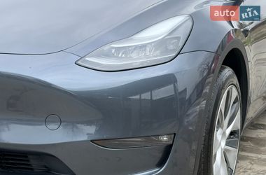 Позашляховик / Кросовер Tesla Model Y 2023 в Трускавці