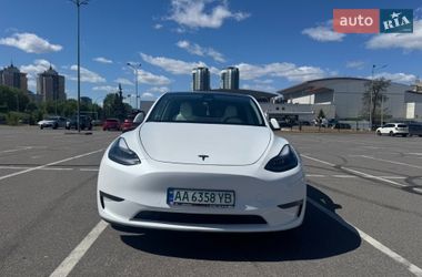 Позашляховик / Кросовер Tesla Model Y 2022 в Києві