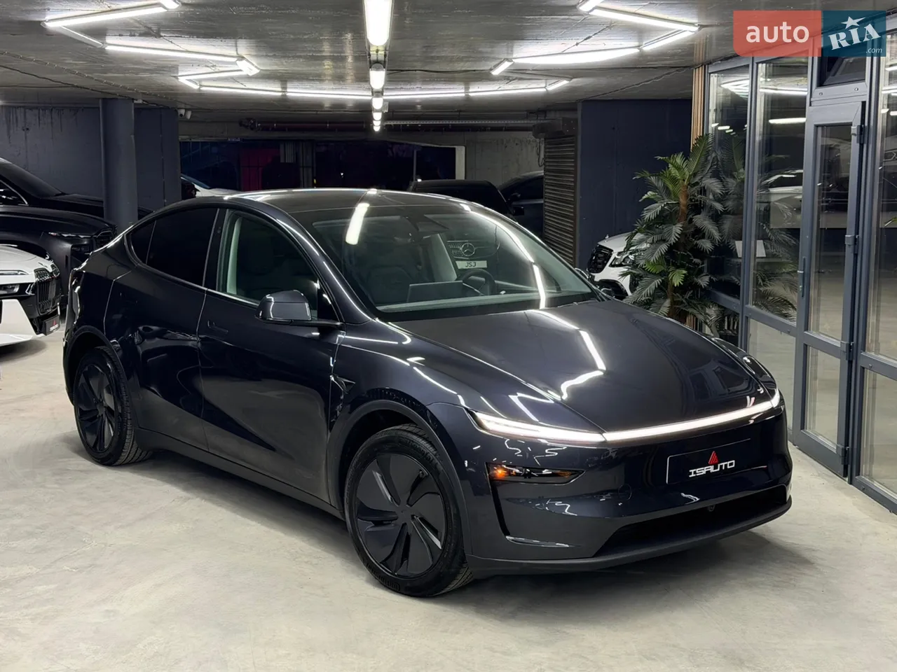 2025 Tesla Model Y - мініатюра 58