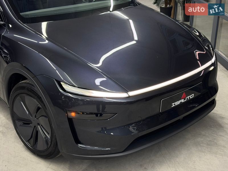 Внедорожник / Кроссовер Tesla Model Y 2025 в Одессе