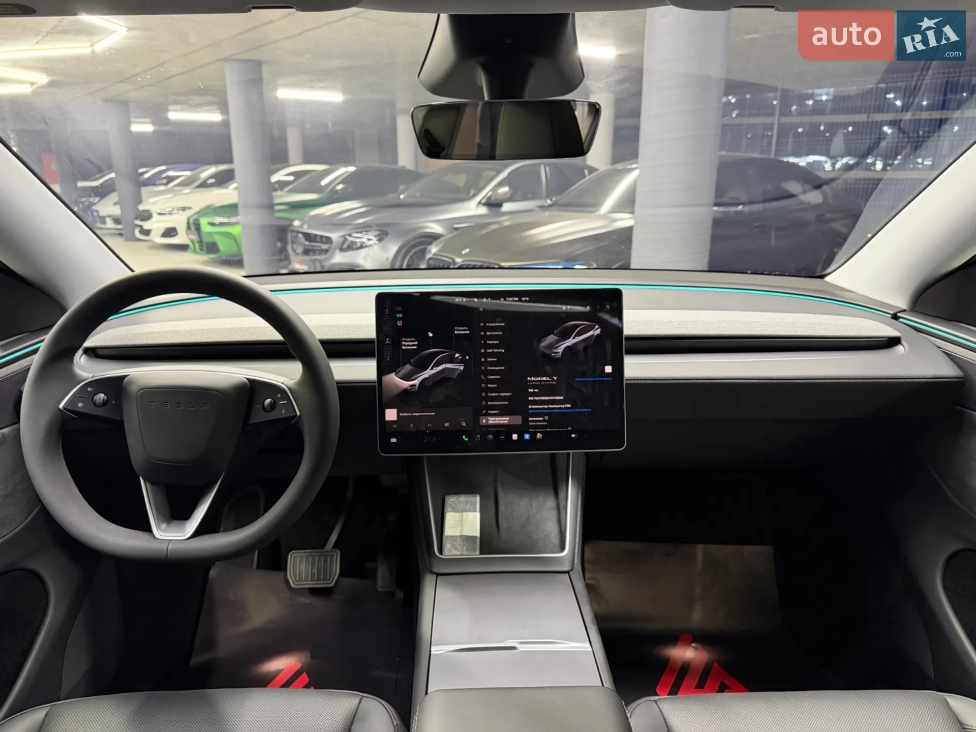 2025 Tesla Model Y - мініатюра 27