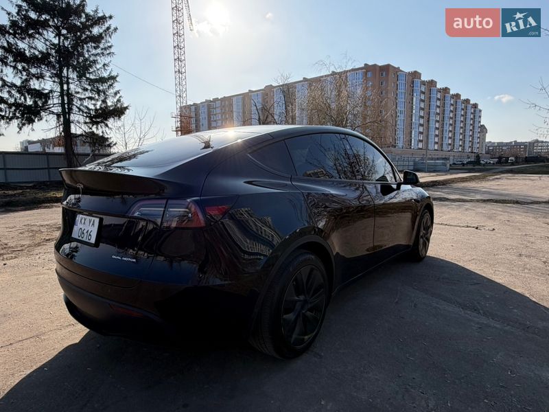 Внедорожник / Кроссовер Tesla Model Y 2024 в Харькове