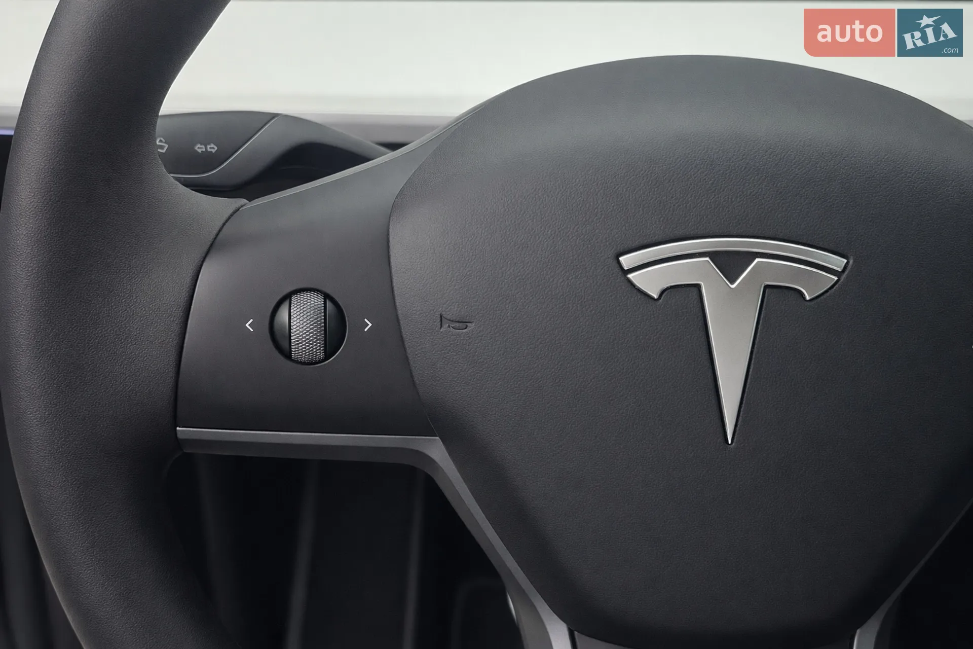 2021 Tesla Model Y - мініатюра 23