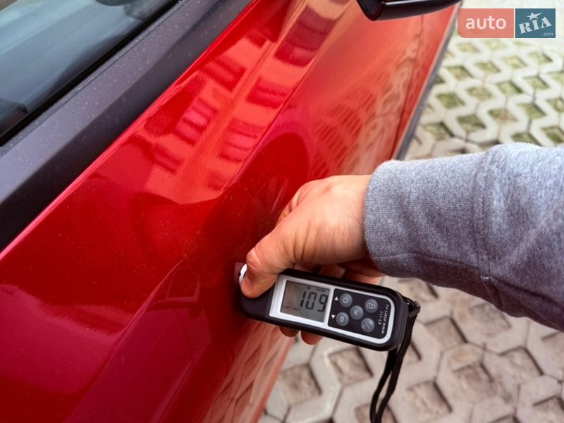 Позашляховик / Кросовер Tesla Model Y 2023 в Львові фото 17 Позашляховик / Кросовер Tesla Model Y 2023 в Львові