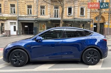 Внедорожник / Кроссовер Tesla Model Y 2023 в Киеве