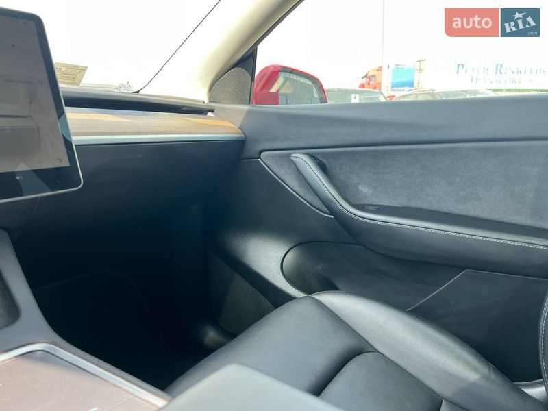 Внедорожник / Кроссовер Tesla Model Y 2022 в Львове