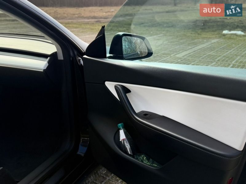 Внедорожник / Кроссовер Tesla Model Y 2020 в Киеве фото 13 Внедорожник / Кроссовер Tesla Model Y 2020 в Киеве