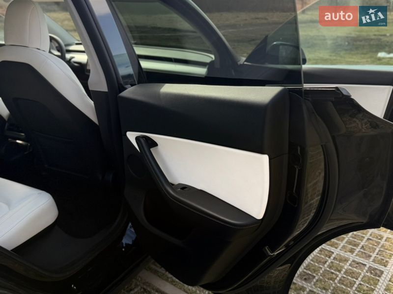Внедорожник / Кроссовер Tesla Model Y 2020 в Киеве фото 18 Внедорожник / Кроссовер Tesla Model Y 2020 в Киеве