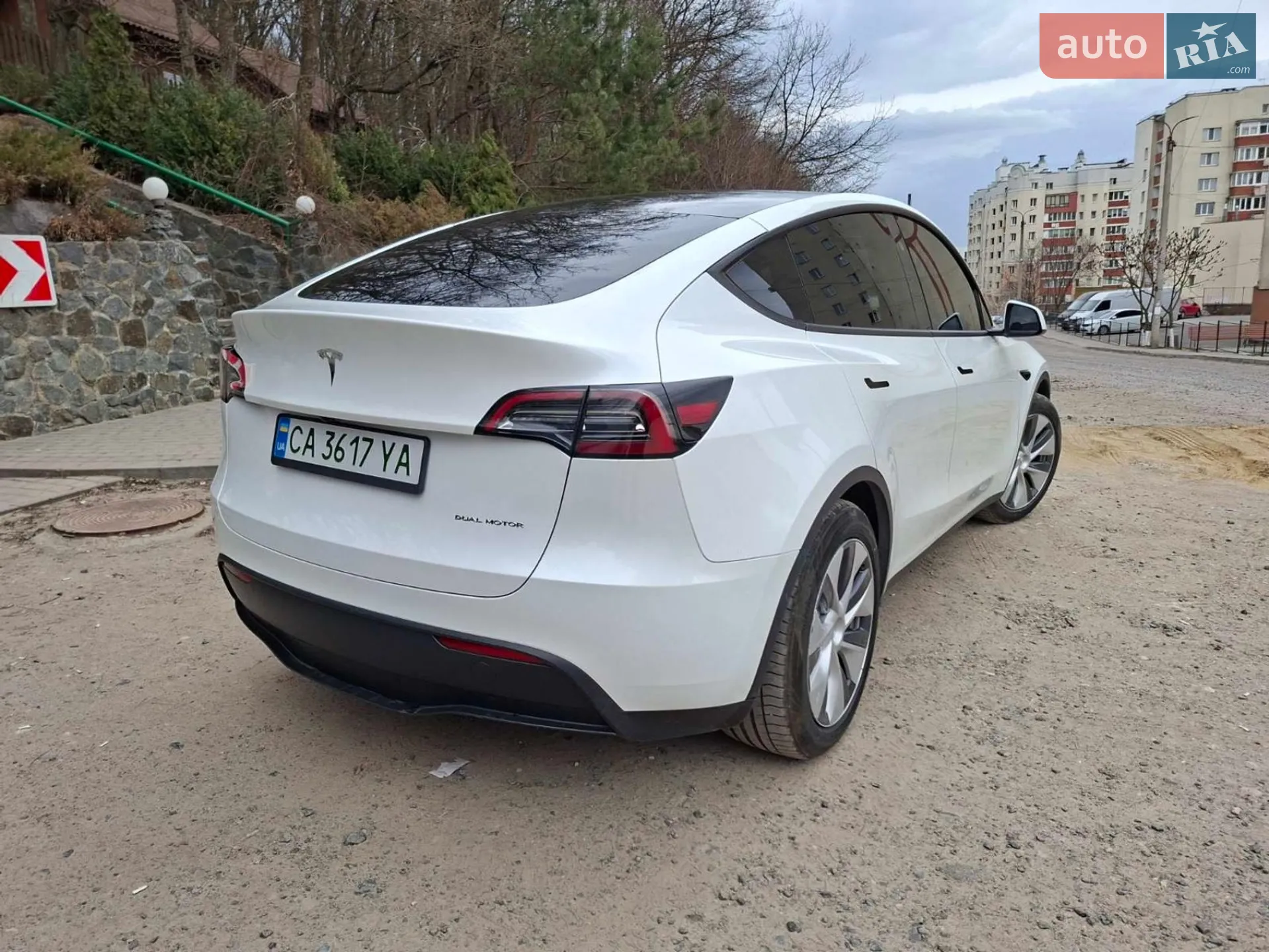 2023 Tesla Model Y - мініатюра 4