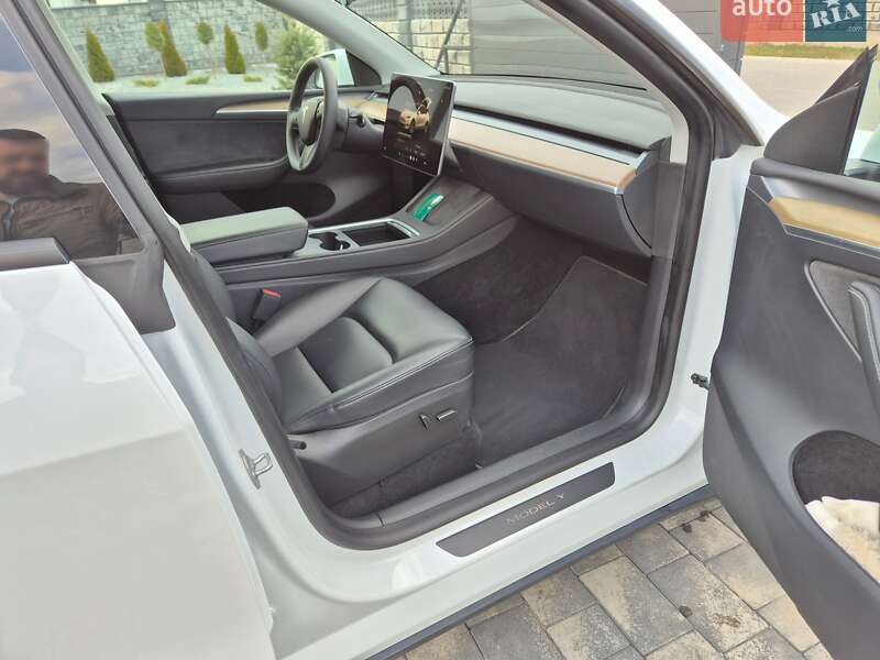 Внедорожник / Кроссовер Tesla Model Y 2023 в Ровно фото 17 Внедорожник / Кроссовер Tesla Model Y 2023 в Ровно