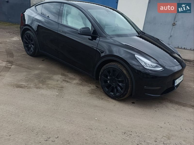 Tesla Model Y 2020