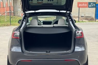Позашляховик / Кросовер Tesla Model Y 2024 в Фастові