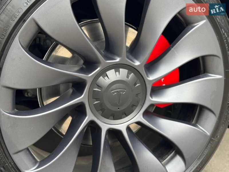 Позашляховик / Кросовер Tesla Model Y 2024 в Фастові фото 20 Позашляховик / Кросовер Tesla Model Y 2024 в Фастові