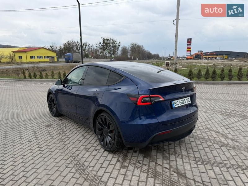 Внедорожник / Кроссовер Tesla Model Y 2022 в Золочеве фото 14 Внедорожник / Кроссовер Tesla Model Y 2022 в Золочеве