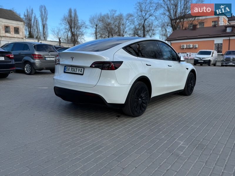 Внедорожник / Кроссовер Tesla Model Y 2022 в Кропивницком фото 3 Внедорожник / Кроссовер Tesla Model Y 2022 в Кропивницком