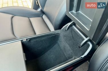 Внедорожник / Кроссовер Tesla Model Y 2022 в Запорожье