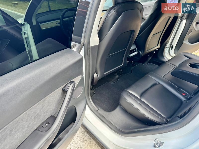 Внедорожник / Кроссовер Tesla Model Y 2022 в Запорожье фото 31 Внедорожник / Кроссовер Tesla Model Y 2022 в Запорожье