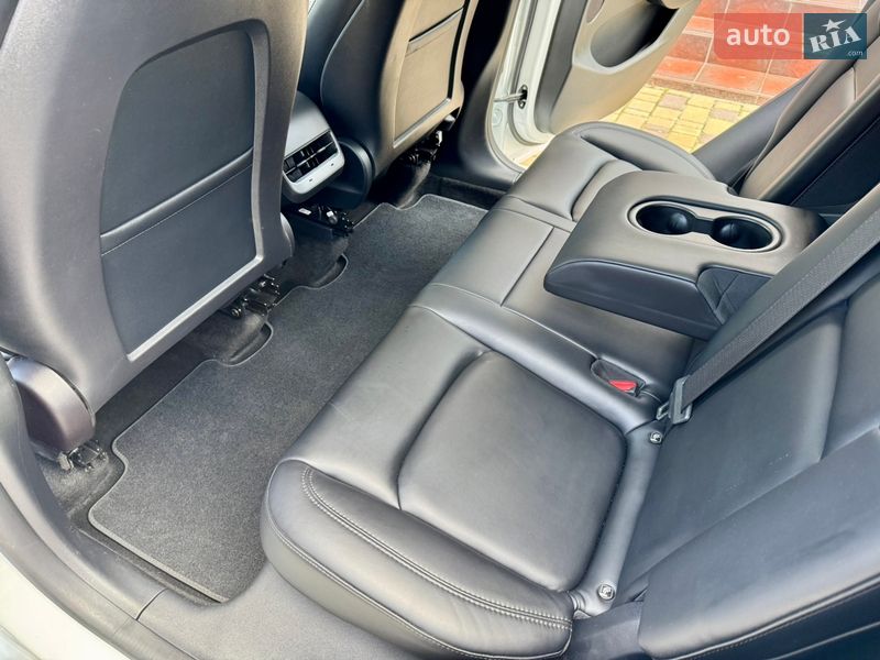 Внедорожник / Кроссовер Tesla Model Y 2022 в Запорожье фото 33 Внедорожник / Кроссовер Tesla Model Y 2022 в Запорожье