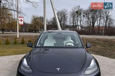 Позашляховик / Кросовер Tesla Model Y 2024 в Вінниці