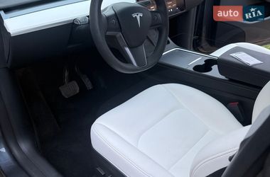 Внедорожник / Кроссовер Tesla Model Y 2023 в Киеве