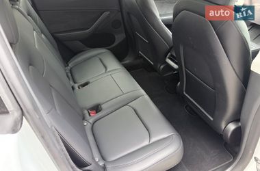 Внедорожник / Кроссовер Tesla Model Y 2023 в Киеве