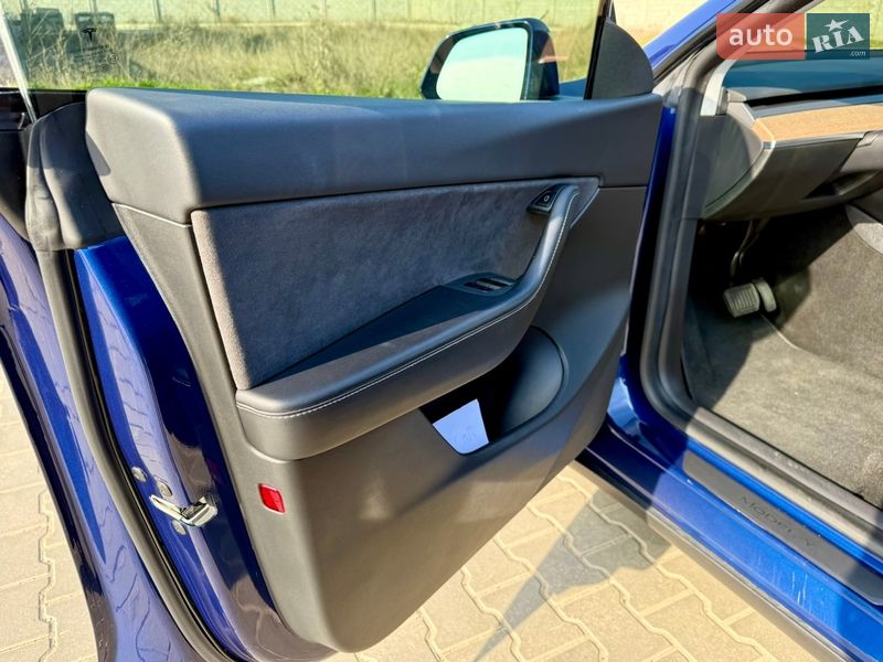 Внедорожник / Кроссовер Tesla Model Y 2021 в Одессе фото 25 Внедорожник / Кроссовер Tesla Model Y 2021 в Одессе