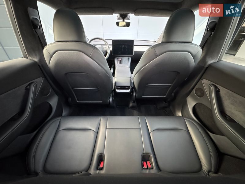 Позашляховик / Кросовер Tesla Model Y 2022 в Луцьку