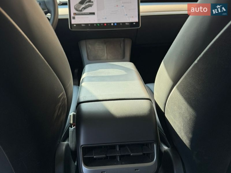 Внедорожник / Кроссовер Tesla Model Y 2021 в Владимирце