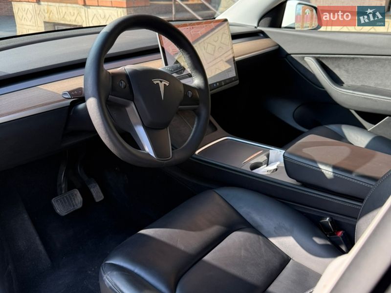 Внедорожник / Кроссовер Tesla Model Y 2021 в Владимирце