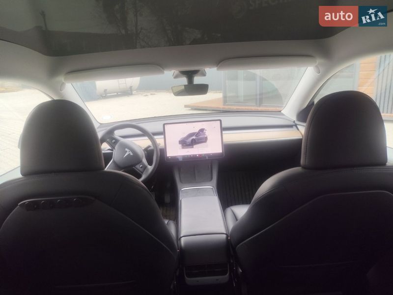 Позашляховик / Кросовер Tesla Model Y 2023 в Вінниці фото 4 Позашляховик / Кросовер Tesla Model Y 2023 в Вінниці
