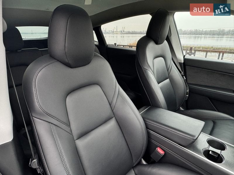 Позашляховик / Кросовер Tesla Model Y 2020 в Дніпрі фото 15 Позашляховик / Кросовер Tesla Model Y 2020 в Дніпрі