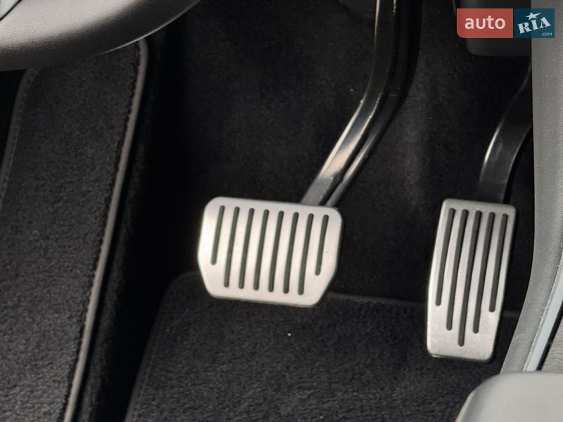 Позашляховик / Кросовер Tesla Model Y 2020 в Дніпрі фото 20 Позашляховик / Кросовер Tesla Model Y 2020 в Дніпрі