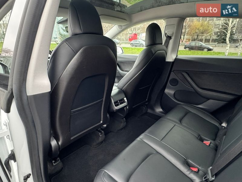 Позашляховик / Кросовер Tesla Model Y 2020 в Дніпрі фото 30 Позашляховик / Кросовер Tesla Model Y 2020 в Дніпрі