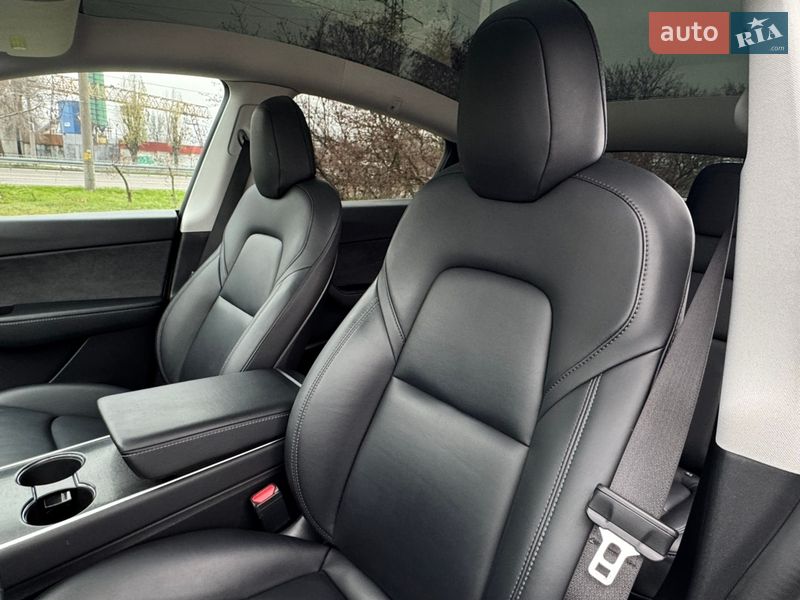 Позашляховик / Кросовер Tesla Model Y 2020 в Дніпрі фото 34 Позашляховик / Кросовер Tesla Model Y 2020 в Дніпрі