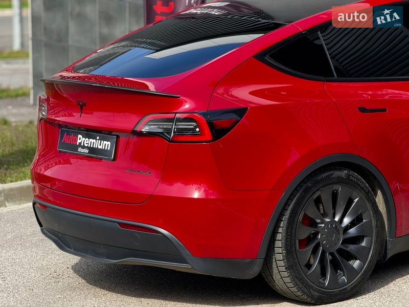 Позашляховик / Кросовер Tesla Model Y 2022 в Харкові фото 12 Позашляховик / Кросовер Tesla Model Y 2022 в Харкові