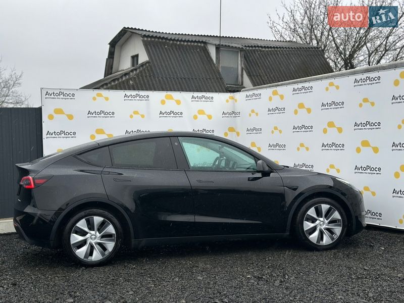 Внедорожник / Кроссовер Tesla Model Y 2022 в Луцке