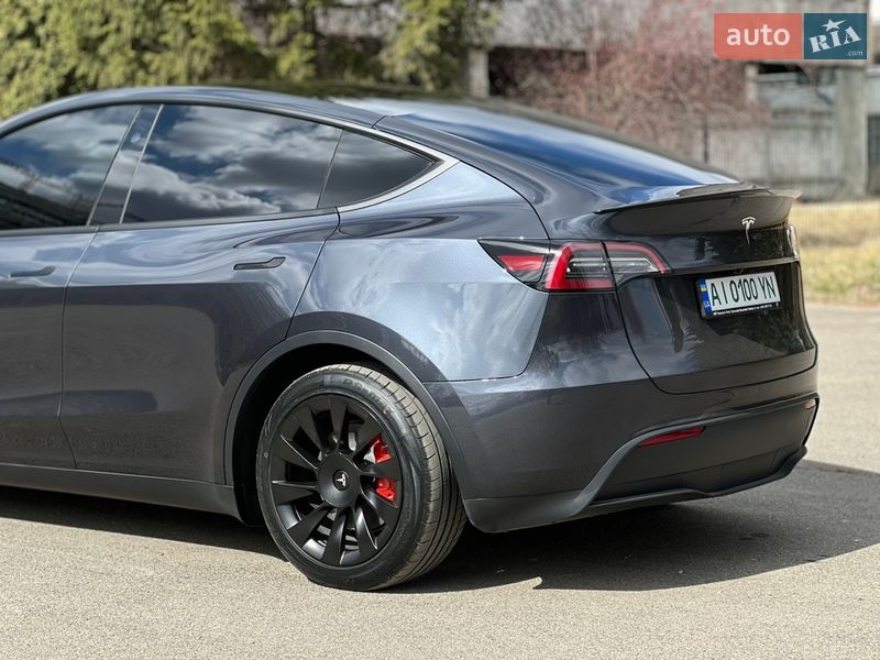 Позашляховик / Кросовер Tesla Model Y 2024 в Києві