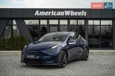 Внедорожник / Кроссовер Tesla Model Y 2021 в Черновцах