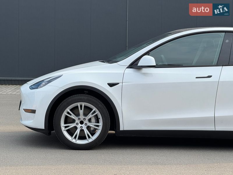 Внедорожник / Кроссовер Tesla Model Y 2024 в Киеве фото 5 Внедорожник / Кроссовер Tesla Model Y 2024 в Киеве