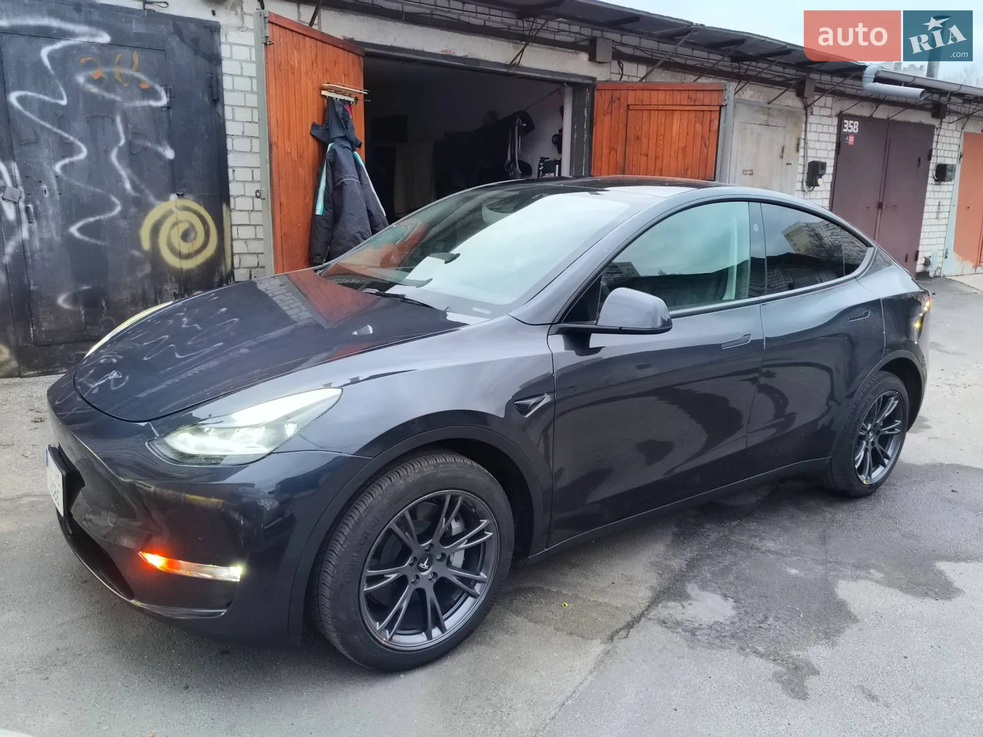 2024 Tesla Model Y - мініатюра 10