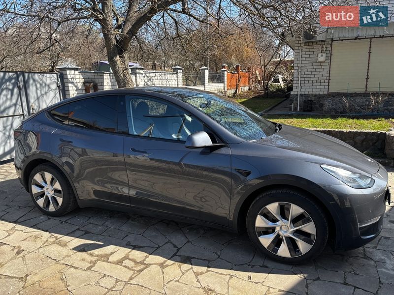 Внедорожник / Кроссовер Tesla Model Y 2021 в Харькове