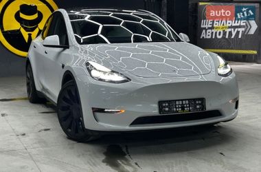 Внедорожник / Кроссовер Tesla Model Y 2022 в Черновцах