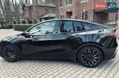 Позашляховик / Кросовер Tesla Model Y 2023 в Києві