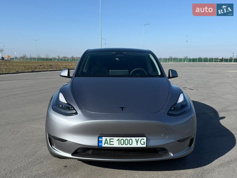 Позашляховик / Кросовер Tesla Model Y 2024 в Дніпрі